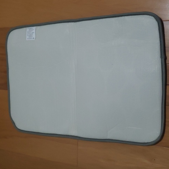 Cobblestone Embossed Bathroom Bath Mat, Memory Foam Pad, Washable Bath Rug - Picture 4 of 8